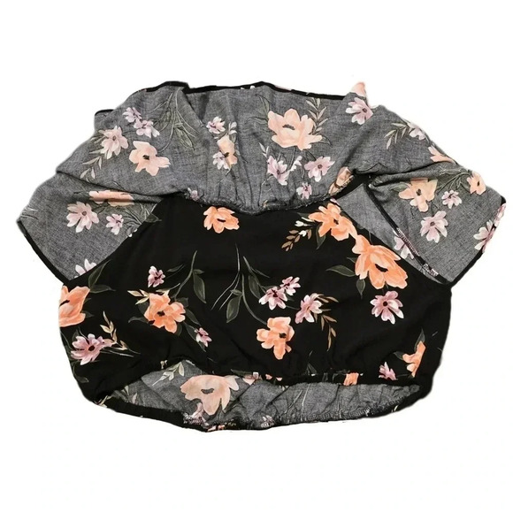 Torrid, Size 1X, Black Floral Crop Blouse - Picture 14 of 14